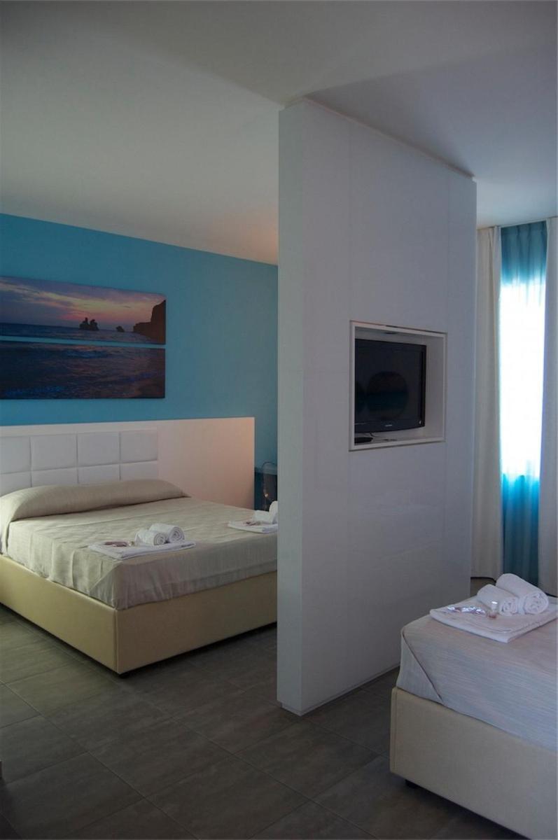 Motel S.16 Muro Leccese Extérieur photo